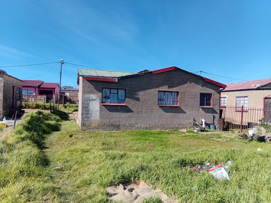 3 Bedroom Property for Sale in Phuthaditjhaba Rural Free State